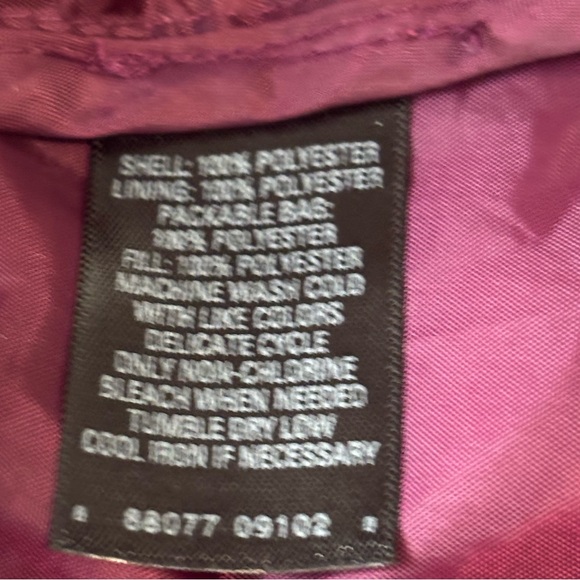 Glacier’s Edge Plum Quilted Puffer Jacket Women’s L - Picture 3 of 6